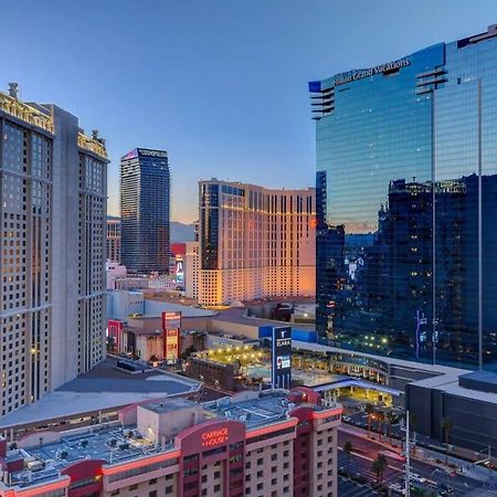 Mgm Signature-21-703 Strip View Jacuzzi Studio Las Vegas Exteriér fotografie