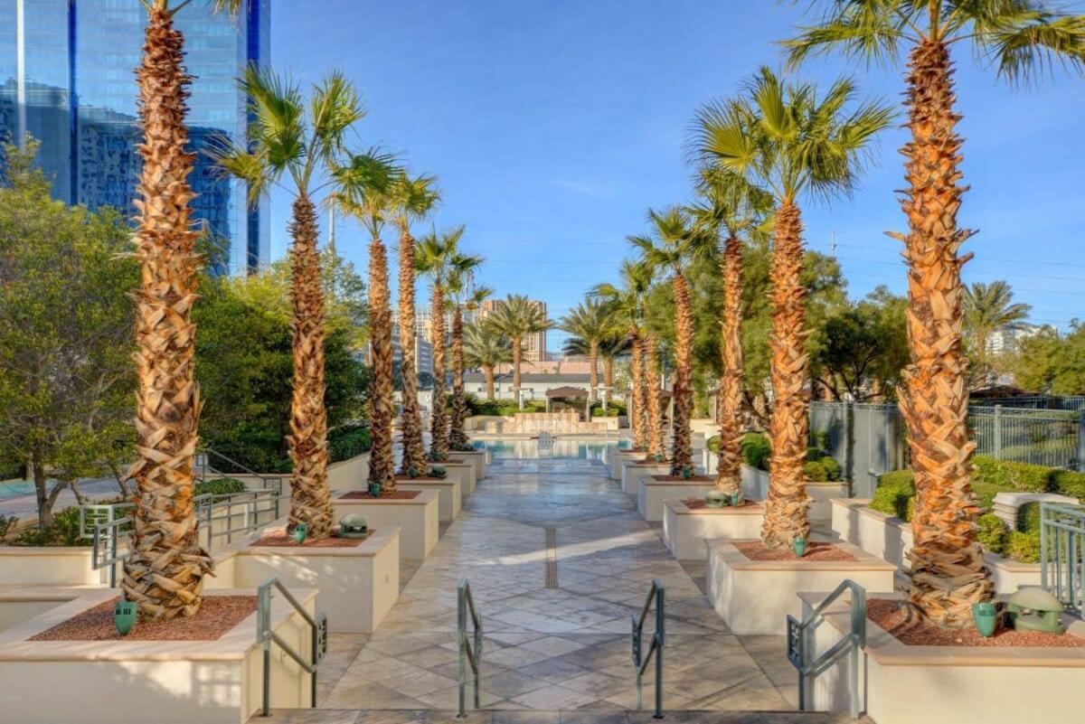 Mgm Signature-21-703 Strip View Jacuzzi Studio Las Vegas Exteriér fotografie